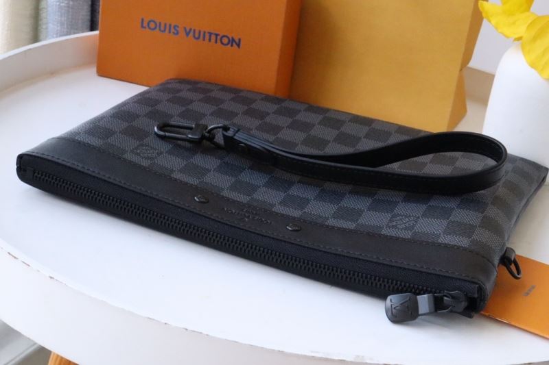 Louis Vuitton Clutch Bags